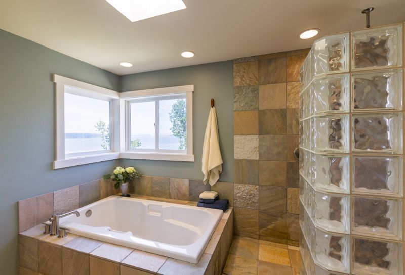 Top Bathtub Installation Companies in Mundelein, IL